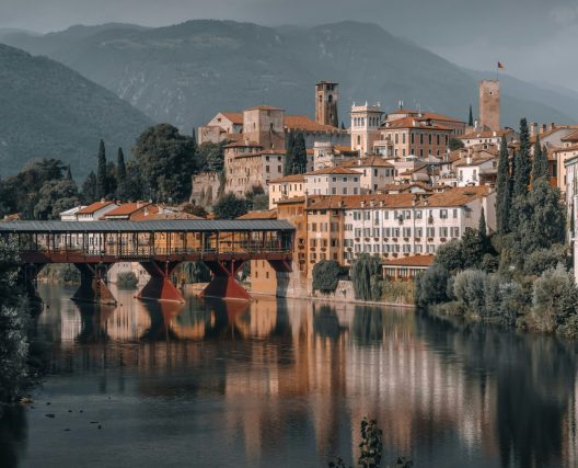 alessandro-porri-yl4y4l86gEk-unsplash